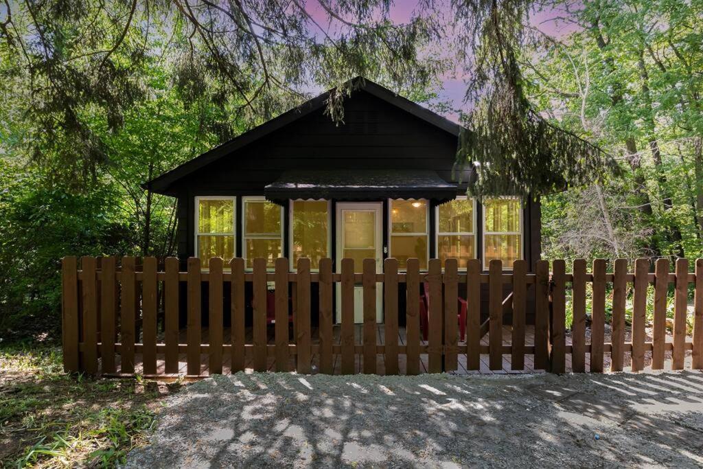 Black Cabin Getaway In Woods I Valpo Valparaiso Luaran gambar